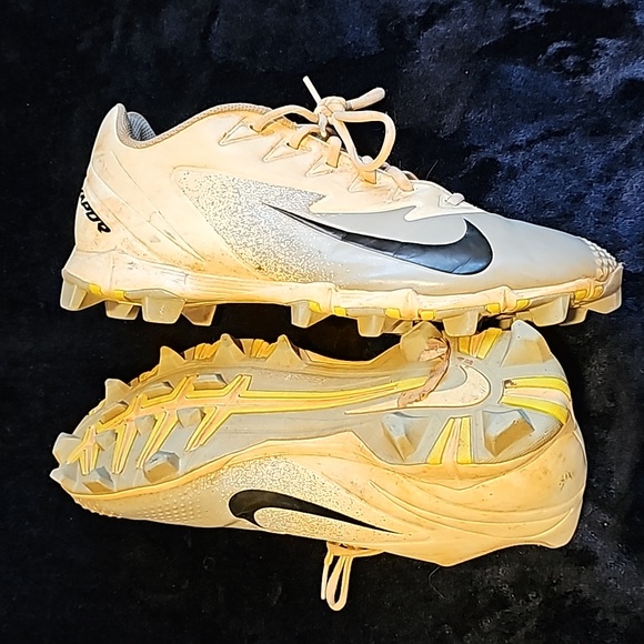 cleats - Picture 2 of 2